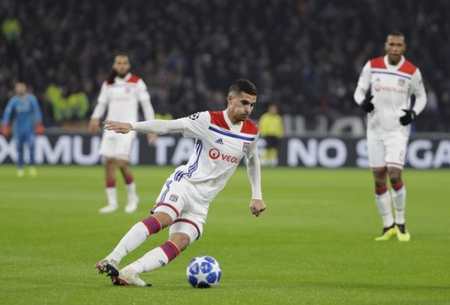 两位球员都 两位球员都